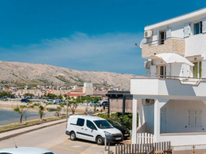 Apartments with a parking space Pag - 22605
